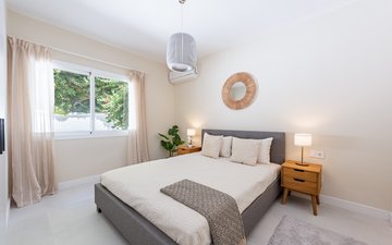 Property slide 17