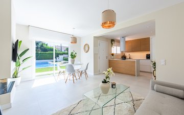 Property slide 16