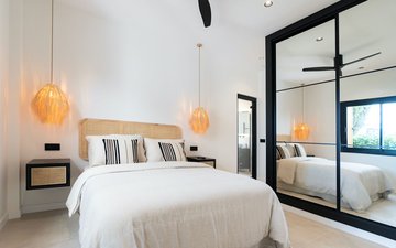 Property slide 14