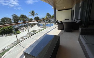 Property slide 10