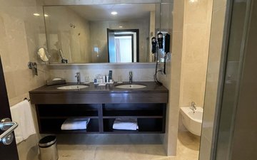 Property slide 21