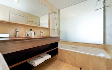 Property slide 7