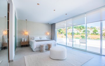 Property slide 17