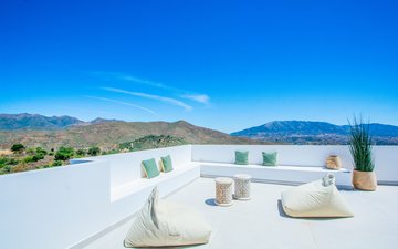 Property slide 25