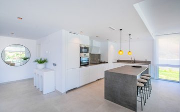 Property slide 8