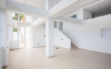 Property slide 7