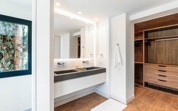 Property slide 24