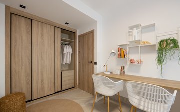Property slide 17
