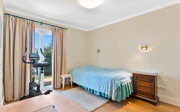 Property slide 24