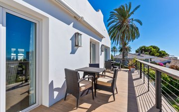 Property slide 42