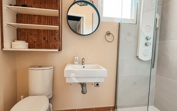 Property slide 25