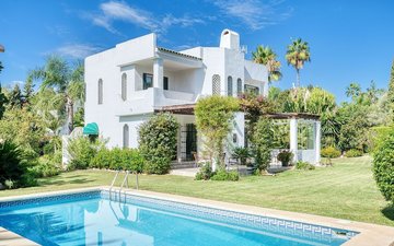 Property slide 18