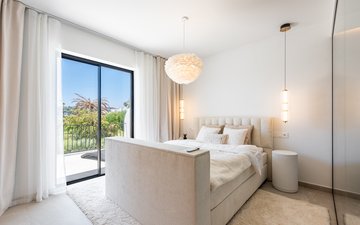 Property slide 19
