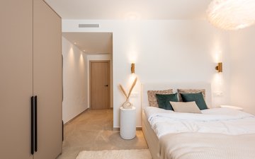 Property slide 25