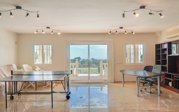 Property slide 24
