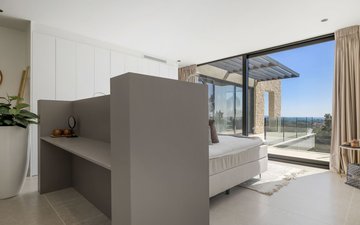 Property slide 18