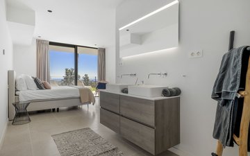 Property slide 21