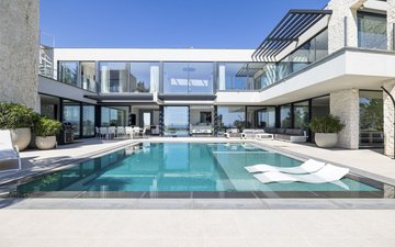 Property slide 38