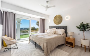 Property slide 22