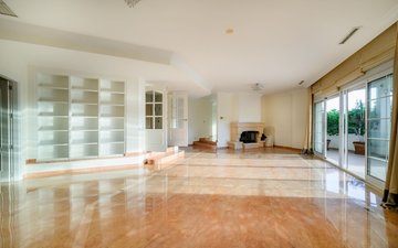 Property slide 15