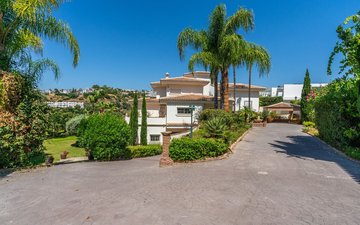 Property slide 19