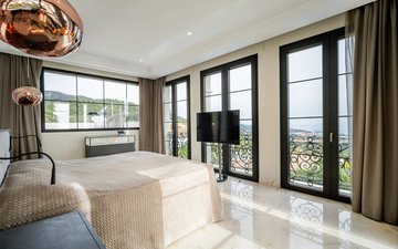 Property slide 16