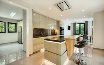 Property slide 25