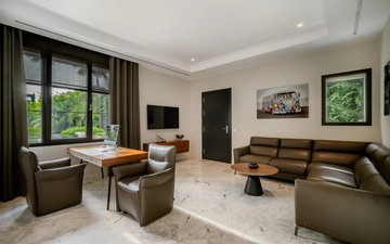 Property slide 21