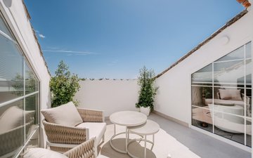 Property slide 25
