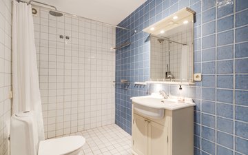 Property slide 14