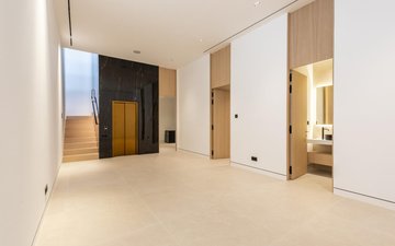 Property slide 18