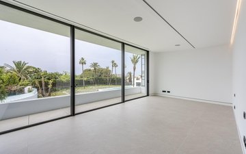 Property slide 25