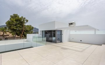 Property slide 17