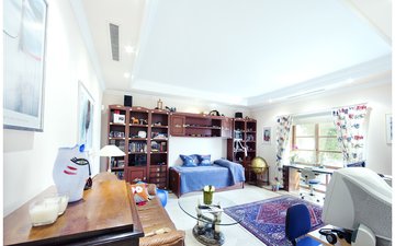 Property slide 50