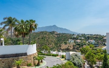 Property slide 38