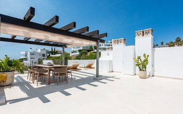 Property slide 21