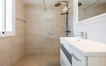 Property slide 23