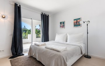 Property slide 20