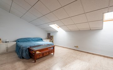 Property slide 16