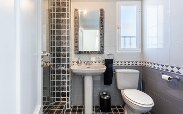 Property slide 17