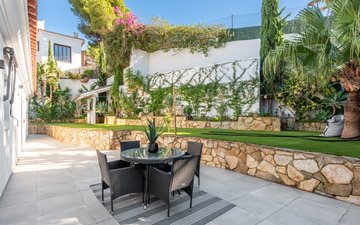 Property slide 46