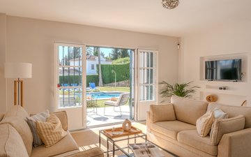 Property slide 22