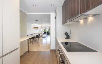 Property slide 21