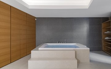Property slide 16