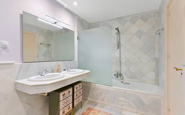 Property slide 40
