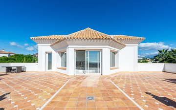 Property slide 25
