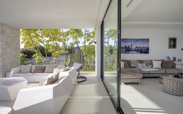 Property slide 35