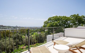 Property slide 32