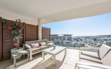 Property slide 18