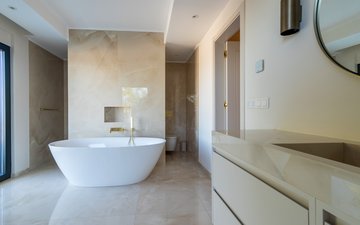 Property slide 24